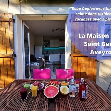 Au 11 T3 Duplex, Village Vacances, Piscines, Parking Saint-Geniez-dʼOlt Exterior foto